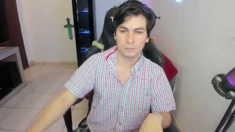 Snapshot of kevin873s chatting on 10.24.25 Kevin online show from 10.24.25