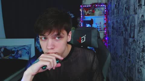 Snapshot of kevin_joestar chatting on 12.17.24 Kevin online show from 12.17.24