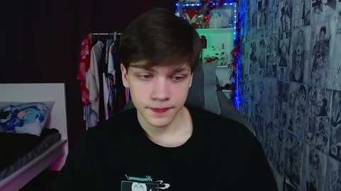 Snapshot of kevin_joestar chatting on 01.08.25 Kevin online show from 01.08.25