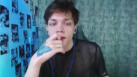 Snapshot of kevin_joestar chatting on 10.25.25 Kevin online show from 10.25.25