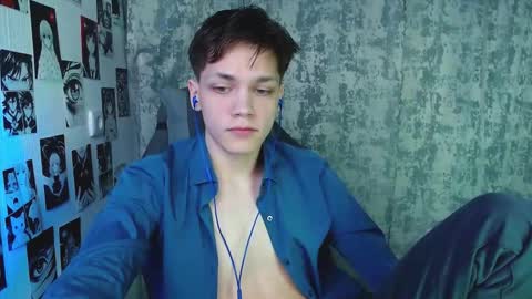 Snapshot of kevin_joestar chatting on 11.19.25 Kevin online show from 11.19.25