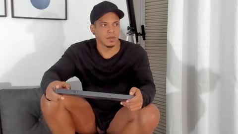 Kevin Lance online show from 02.11.25