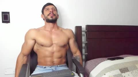 kevin_malone22 online show from 10.22.25