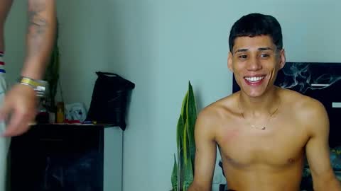 Snapshot of kevin_marlon__ chatting on 11.03.25 kevin marlon online show from 11.03.25