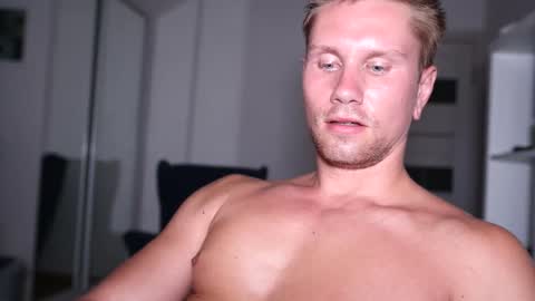 Snapshot of kevin_park chatting on 03.13.26 Kev online show from 03.13.26