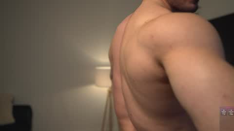 Snapshot of kevinandresxx chatting on 12.17.24 Kevin online show from 12.17.24