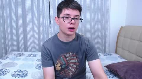 Snapshot of kevinhunts chatting on 01.17.25 Kevin online show from 01.17.25