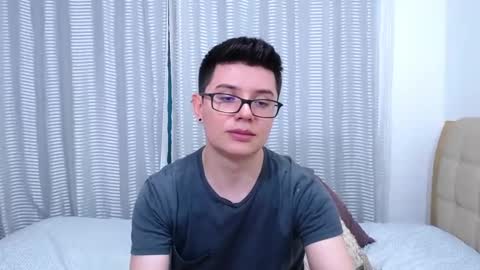 Snapshot of kevinhunts chatting on 02.20.25 Kevin online show from 02.20.25