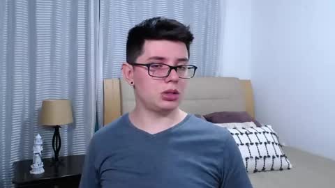 Snapshot of kevinhunts chatting on 03.06.26 Kevin online show from 03.06.26