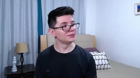 Snapshot of kevinhunts chatting on 03.07.26 Kevin online show from 03.07.26