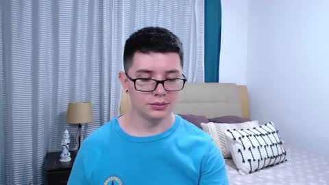 Snapshot of kevinhunts chatting on 03.14.26 Kevin online show from 03.14.26