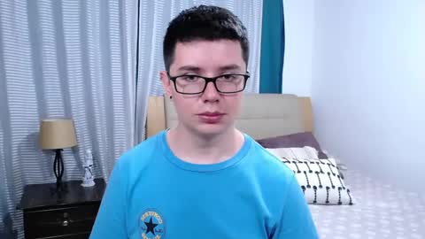 Snapshot of kevinhunts chatting on 03.21.26 Kevin online show from 03.21.26