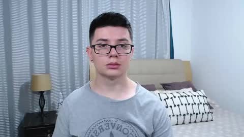 Snapshot of kevinhunts chatting on 03.30.26 Kevin online show from 03.30.26