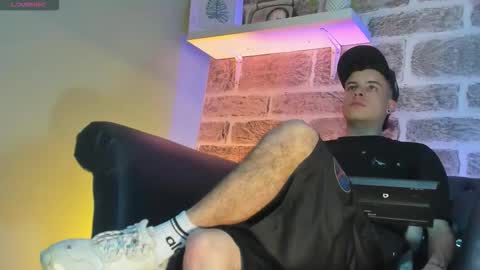Sexy  Hot Kevin online show from 10.29.25