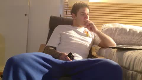 Snapshot of kevinwolf777 chatting on 12.02.25 Kevin online show from 12.02.25