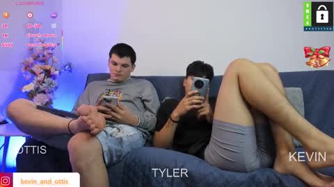 kevin and ottis online show from 01.12.26