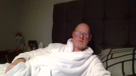 Snapshot of kevlooking4sez chatting on 02.27.25 kevlooking4sez online show from 02.27.25