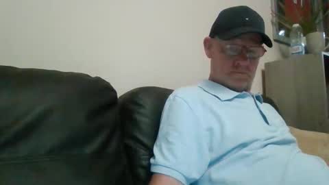 kevlooking4sez online show from 05.24.26