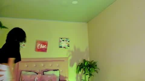 Snapshot of keyla_roberts_ chatting on 02.03.25 Adhara. Help me reach 100 likes online show from 02.03.25