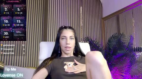 Snapshot of keylablair chatting on 03.11.25 KeylaBlair online show from 03.11.25