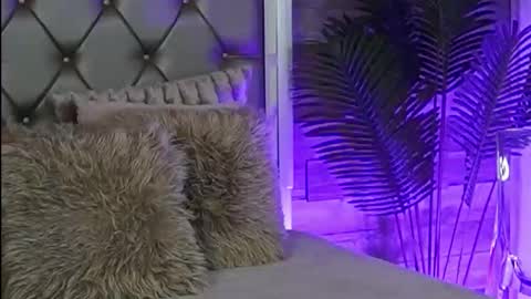 Snapshot of keylaconner chatting on 09.11.25 keylaconner online show from 09.11.25