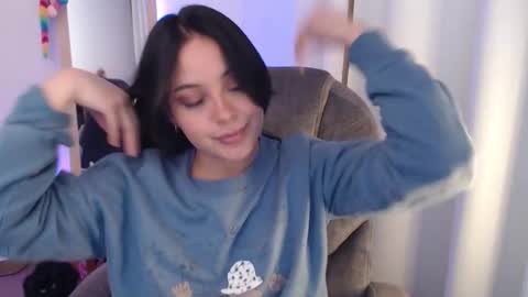 Snapshot of khal_girl chatting on 05.19.26 Liss online show from 05.19.26