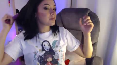 Snapshot of khal_girl chatting on 05.20.26 Liss online show from 05.20.26