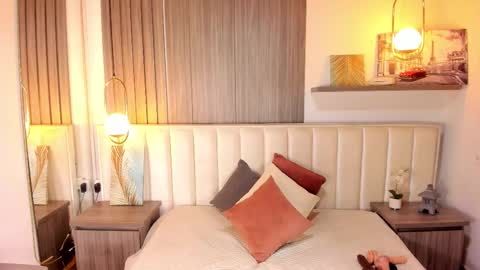 Snapshot of kharla_marin chatting on 10.12.25 Kharla Marin online show from 10.12.25