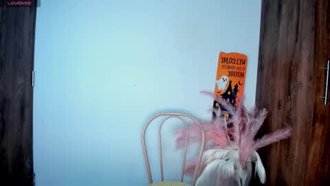 Snapshot of khate_smith chatting on 11.11.25 khate_smith online show from 11.11.25