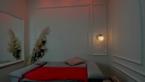 Kathe Hot online show from 12.24.24