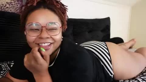 Snapshot of khayaparker chatting on 06.25.26 Khaya online show from 06.25.26