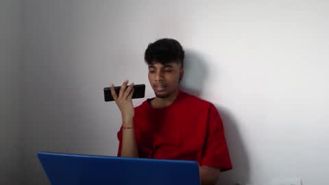 Snapshot of khevinlopezonig chatting on 12.20.25 khevinlopezonig online show from 12.20.25