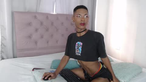 khler_angelis online show from 03.05.25