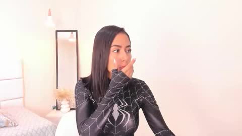 Khloe online show from 02.18.26