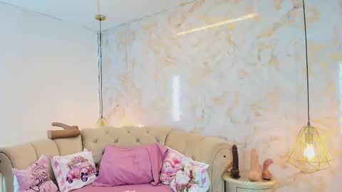 Khloe online show from 11.21.25