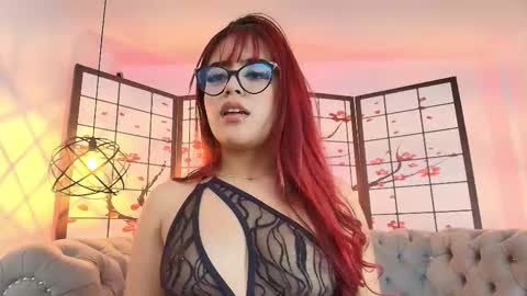 Snapshot of khloejohnson chatting on 11.26.25 khloejohnson online show from 11.26.25