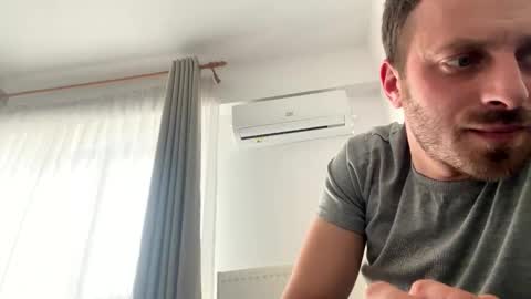 Snapshot of khloekross chatting on 02.23.26 khloekross online show from 02.23.26