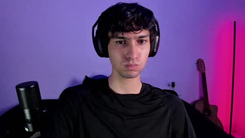 Snapshot of khozler_ chatting on 01.12.25 khozler_ online show from 01.12.25