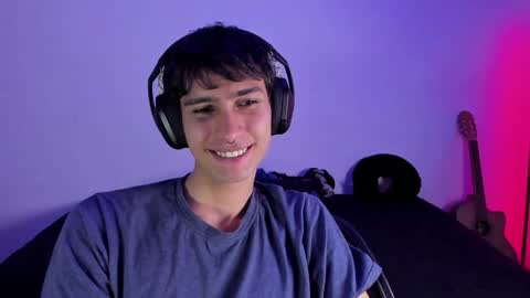 Snapshot of khozler_ chatting on 02.02.25 khozler_ online show from 02.02.25