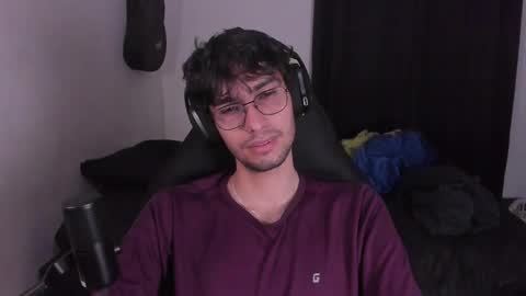 Snapshot of khozler_ chatting on 09.28.25 khozler_ online show from 09.28.25