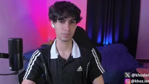 Snapshot of khozler_ chatting on 11.14.25 khozler_ online show from 11.14.25