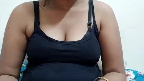 Snapshot of khushisinghh chatting on 12.14.24 khushisinghh online show from 12.14.24