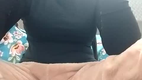 Snapshot of khushisinghh chatting on 12.17.24 khushisinghh online show from 12.17.24