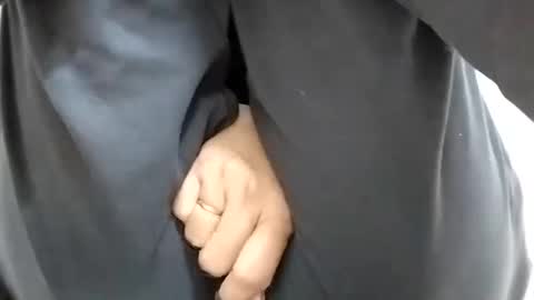 Snapshot of khushisinghh chatting on 12.28.24 khushisinghh online show from 12.28.24