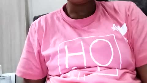 Snapshot of khushisinghh chatting on 01.06.25 khushisinghh online show from 01.06.25