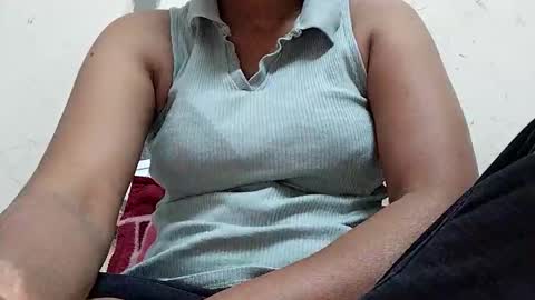 Snapshot of khushisinghh chatting on 01.10.25 khushisinghh online show from 01.10.25