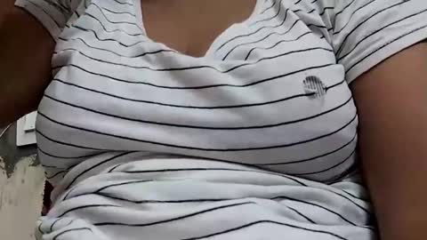 Snapshot of khushisinghh chatting on 01.11.25 khushisinghh online show from 01.11.25