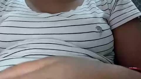 Snapshot of khushisinghh chatting on 01.12.25 khushisinghh online show from 01.12.25