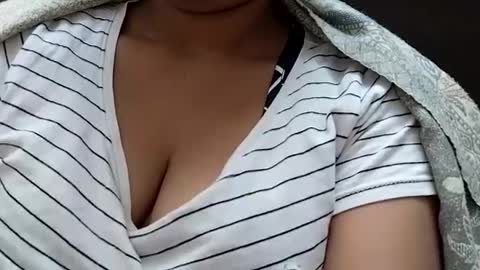 Snapshot of khushisinghh chatting on 01.29.25 khushisinghh online show from 01.29.25