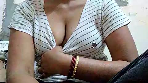 Snapshot of khushisinghh chatting on 01.29.25 khushisinghh online show from 01.29.25